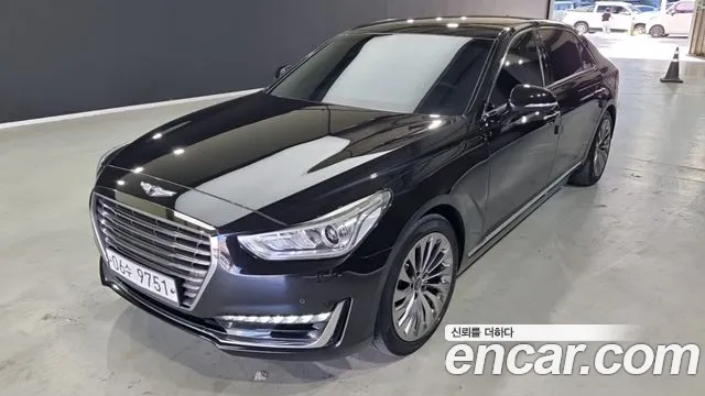Genesis EQ900