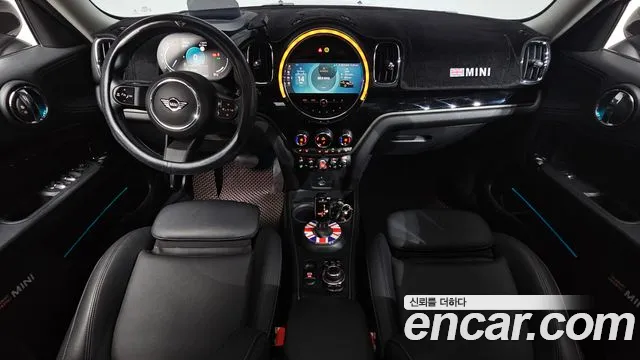 MINI Countryman — интерьер