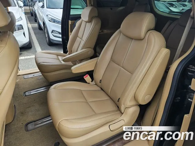 Kia Carnival — интерьер