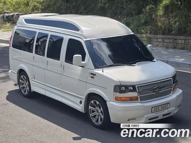 Chevrolet Express Van