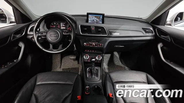 Audi Q3 — интерьер