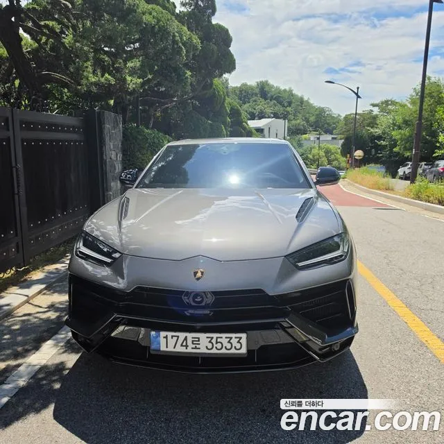 Lamborghini Urus
