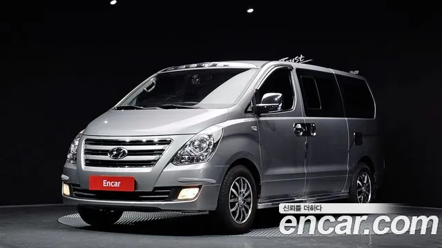 Hyundai Starex