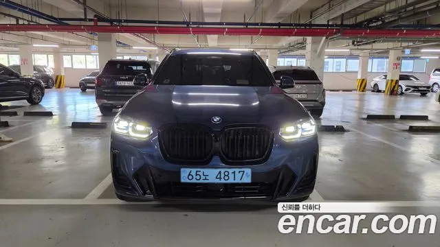 BMW iX3