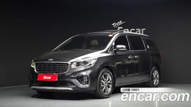 Kia Carnival — экстерьер