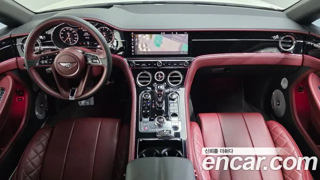 Bentley Continental — интерьер