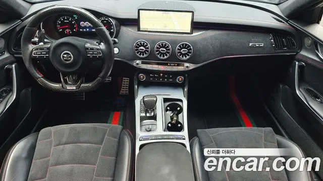 Kia Stinger — интерьер