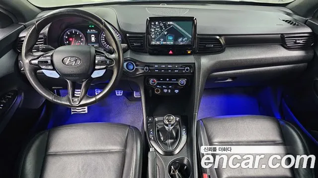 Hyundai Veloster — интерьер