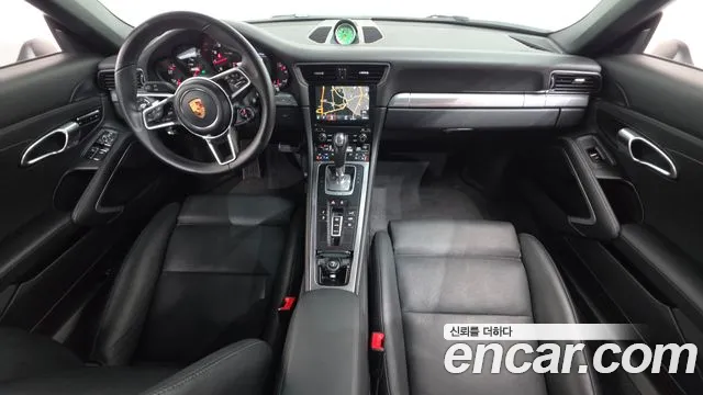 Porsche 911 — интерьер