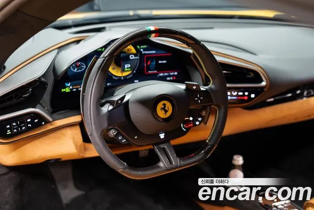 Ferrari 296 — интерьер