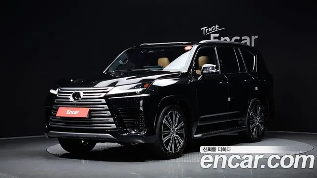 Lexus LX — экстерьер