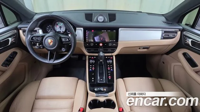 Porsche Macan — интерьер