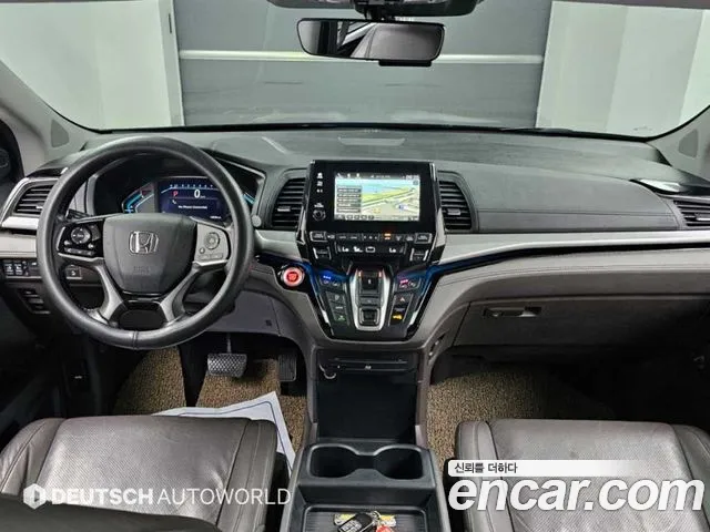 Honda Odyssey — интерьер