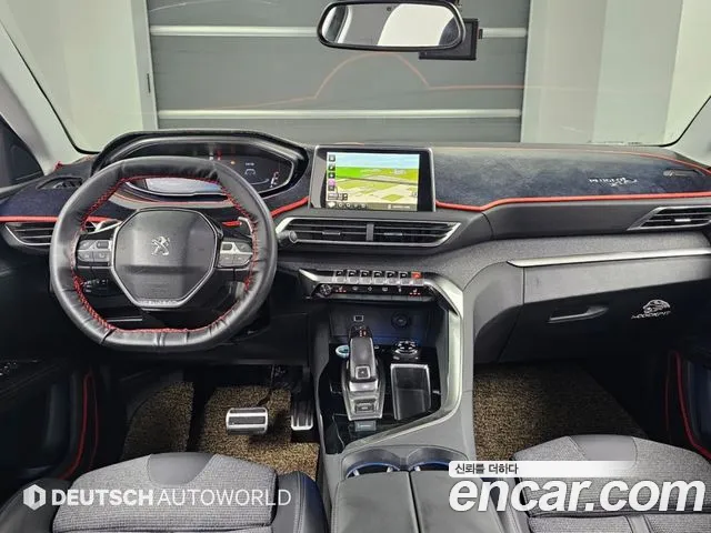 Peugeot 5008 — интерьер