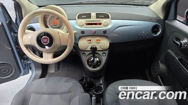 Fiat 500 — интерьер