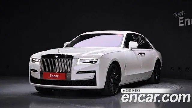Rolls-Royce Ghost — экстерьер