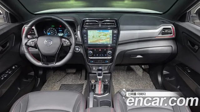 KG Mobility Tivoli — интерьер