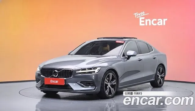Volvo S60 — экстерьер