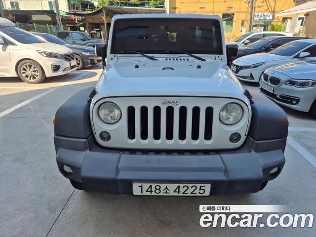 Jeep Wrangler — экстерьер