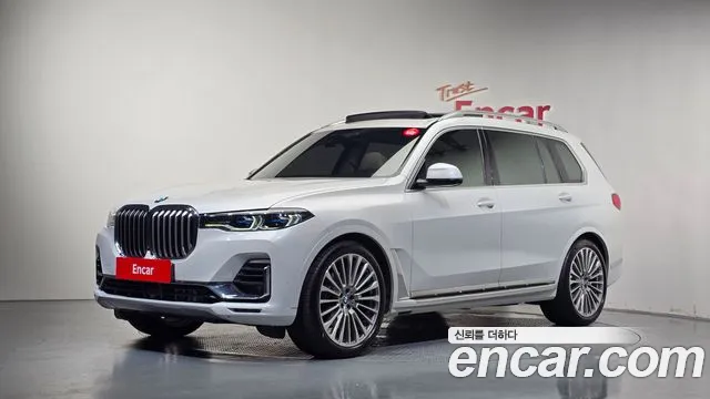 BMW X7 — экстерьер