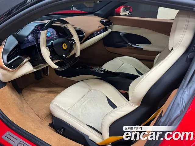 Ferrari 296 — интерьер
