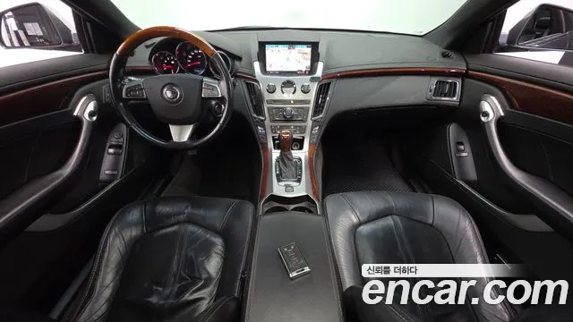 Cadillac CTS — интерьер
