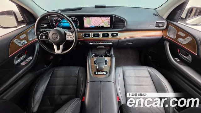 Mercedes-Benz GLE-класс — интерьер