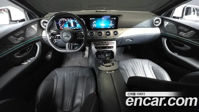 Mercedes-Benz CLS-класс — интерьер