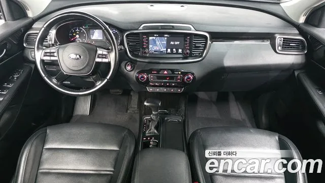 Kia Sorento — интерьер