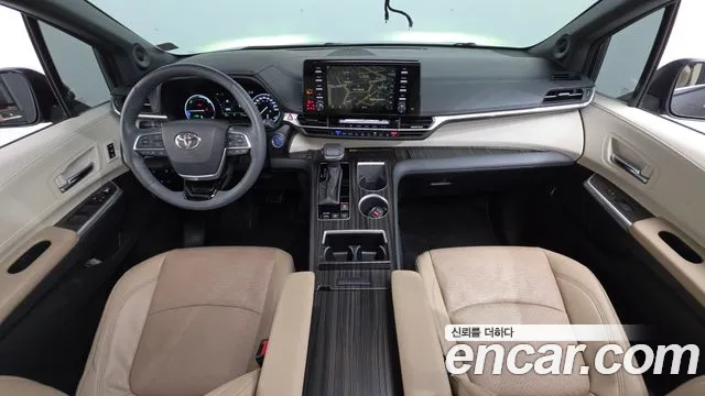 Toyota Sienna — интерьер