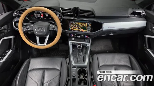 Audi Q3 — интерьер