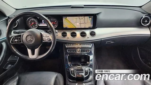 Mercedes-Benz E-класс — интерьер