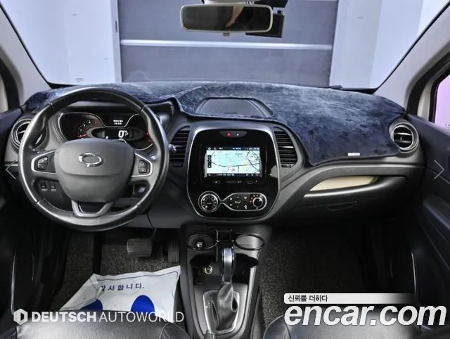 Renault Korea QM3 — интерьер