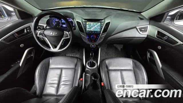 Hyundai Veloster — интерьер
