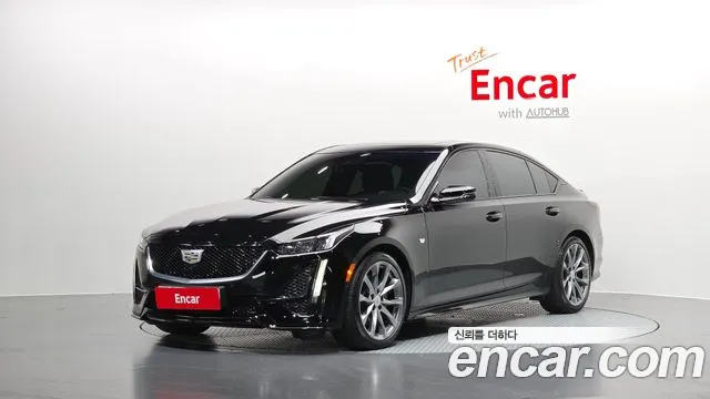 Cadillac CT5 — экстерьер