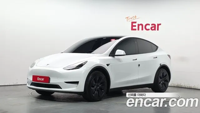 Tesla Model Y — экстерьер