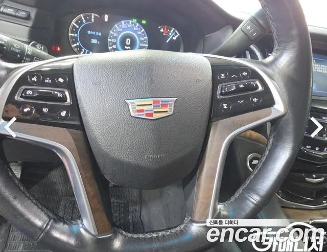 Cadillac Escalade — интерьер