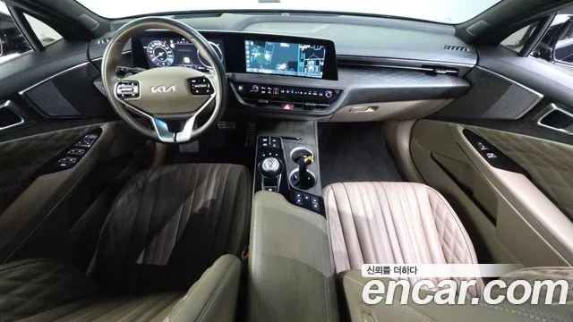 Kia K8 — интерьер