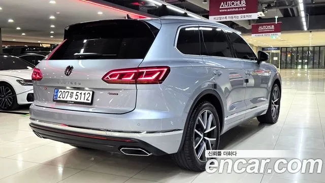 Volkswagen Touareg — интерьер