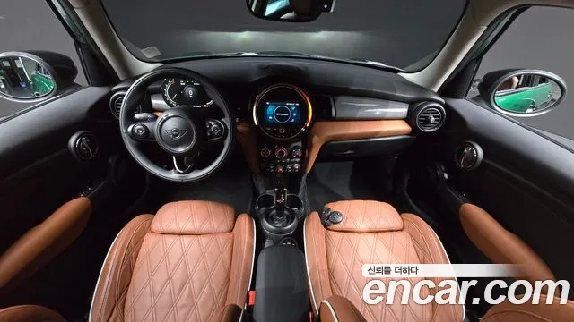 MINI Cooper — интерьер