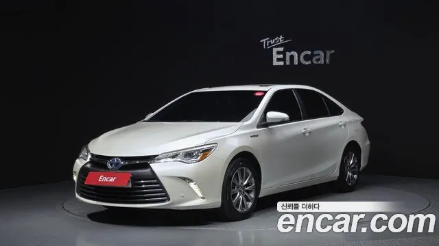 Toyota Camry — экстерьер