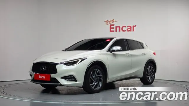 Infiniti Q30 — экстерьер