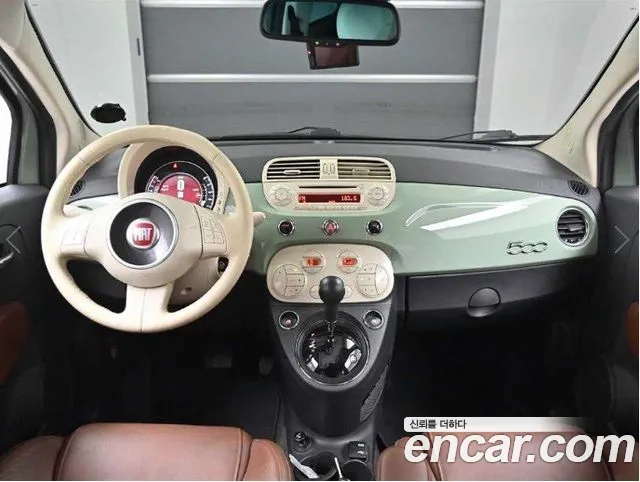 Fiat 500 — интерьер
