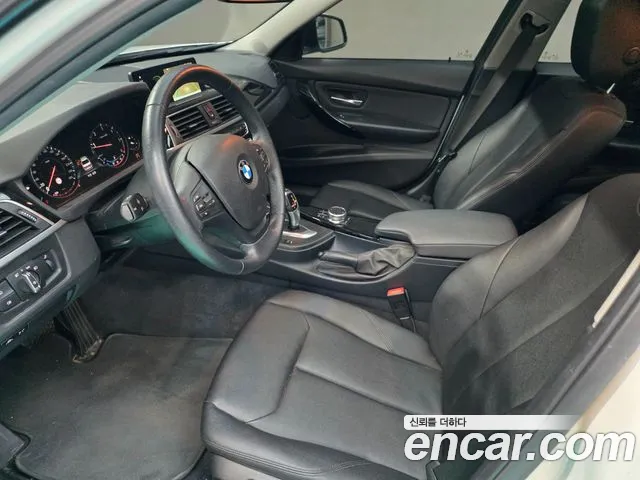 BMW 3 серия — интерьер