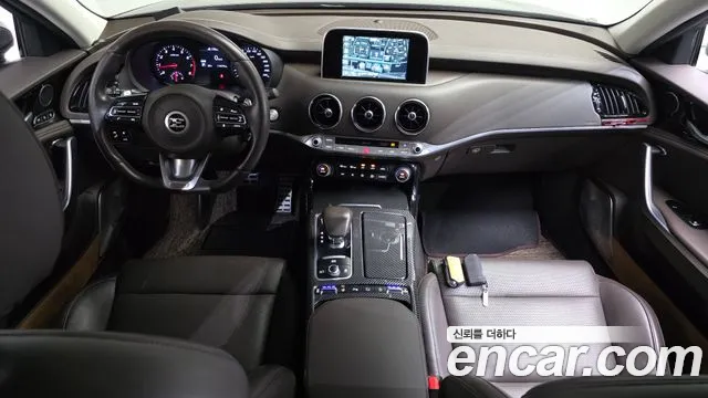 Kia Stinger — интерьер