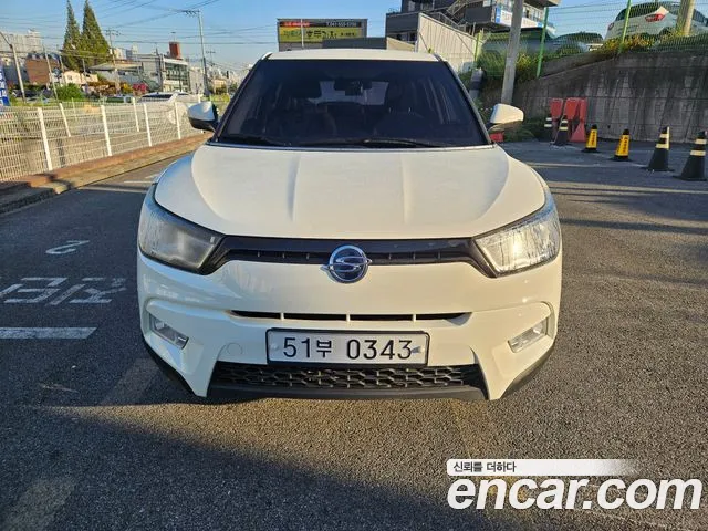 KG Mobility Tivoli — экстерьер
