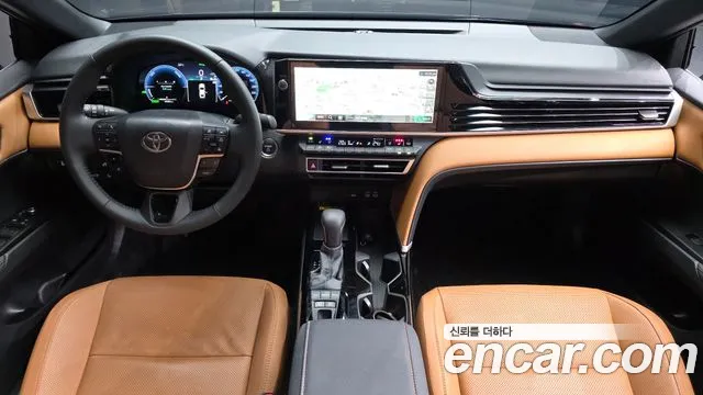 Toyota Camry — интерьер