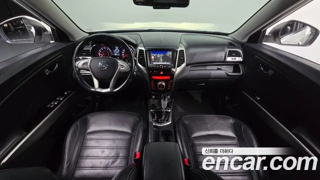 KG Mobility Tivoli — интерьер