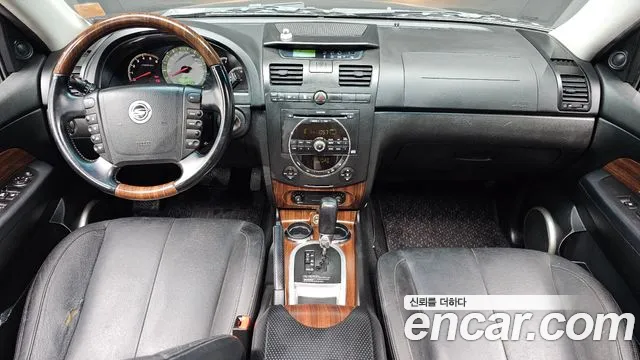 KG Mobility Rexton — интерьер