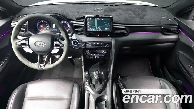 Hyundai Veloster — интерьер